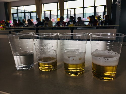 百威啤酒開放日 誠邀消費者代表現(xiàn)場品酒體驗